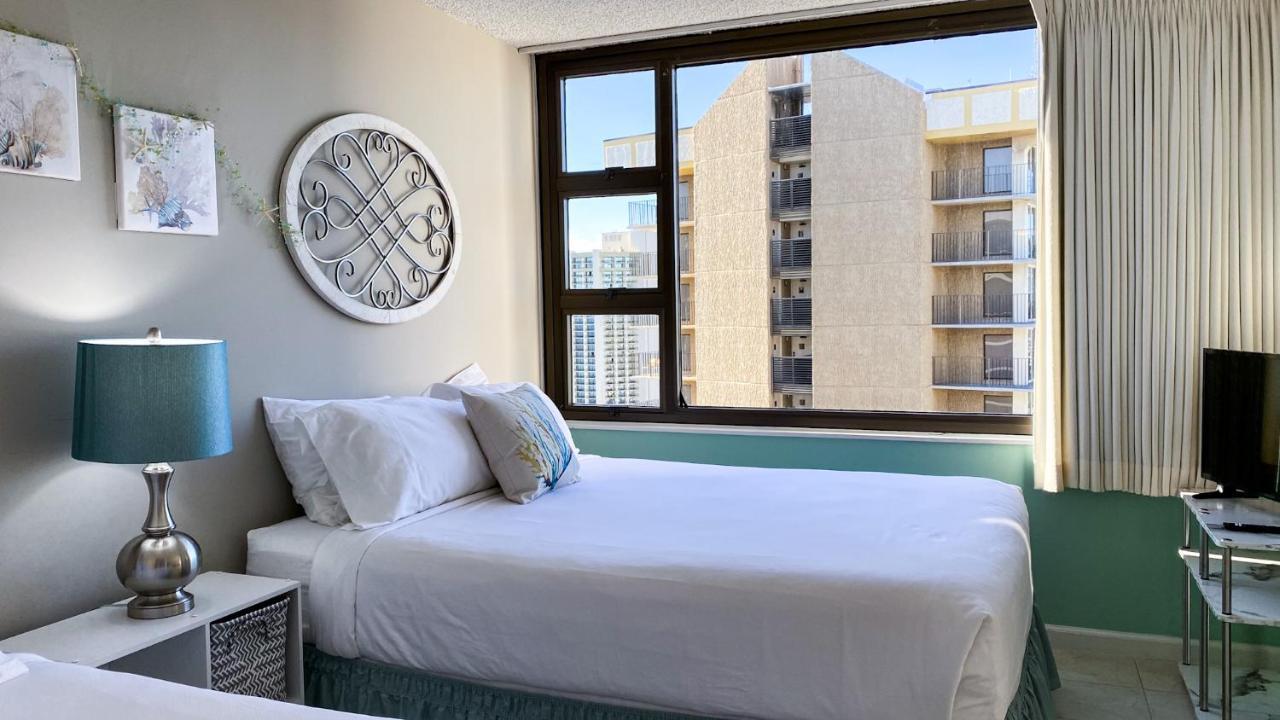 The Makai Suite At The Waikiki Banyan Honolulu Zewnętrze zdjęcie